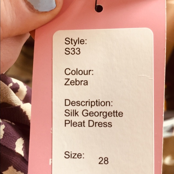 Dress - Picture 2 of 3